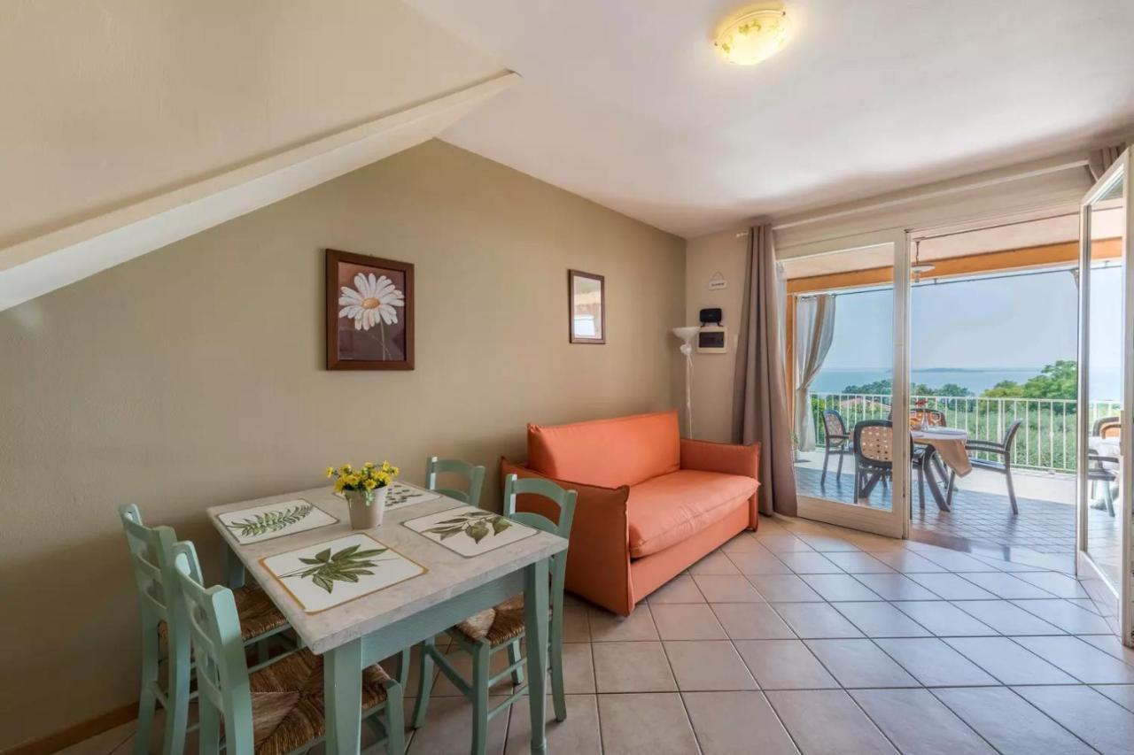 Residence Il Fiore Del Garda Manerba del Garda Kültér fotó