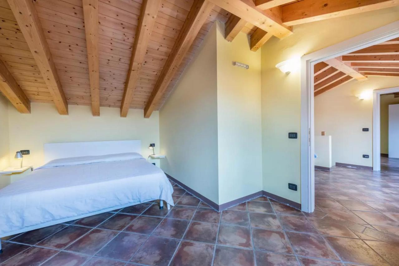 Residence Il Fiore Del Garda Manerba del Garda Kültér fotó