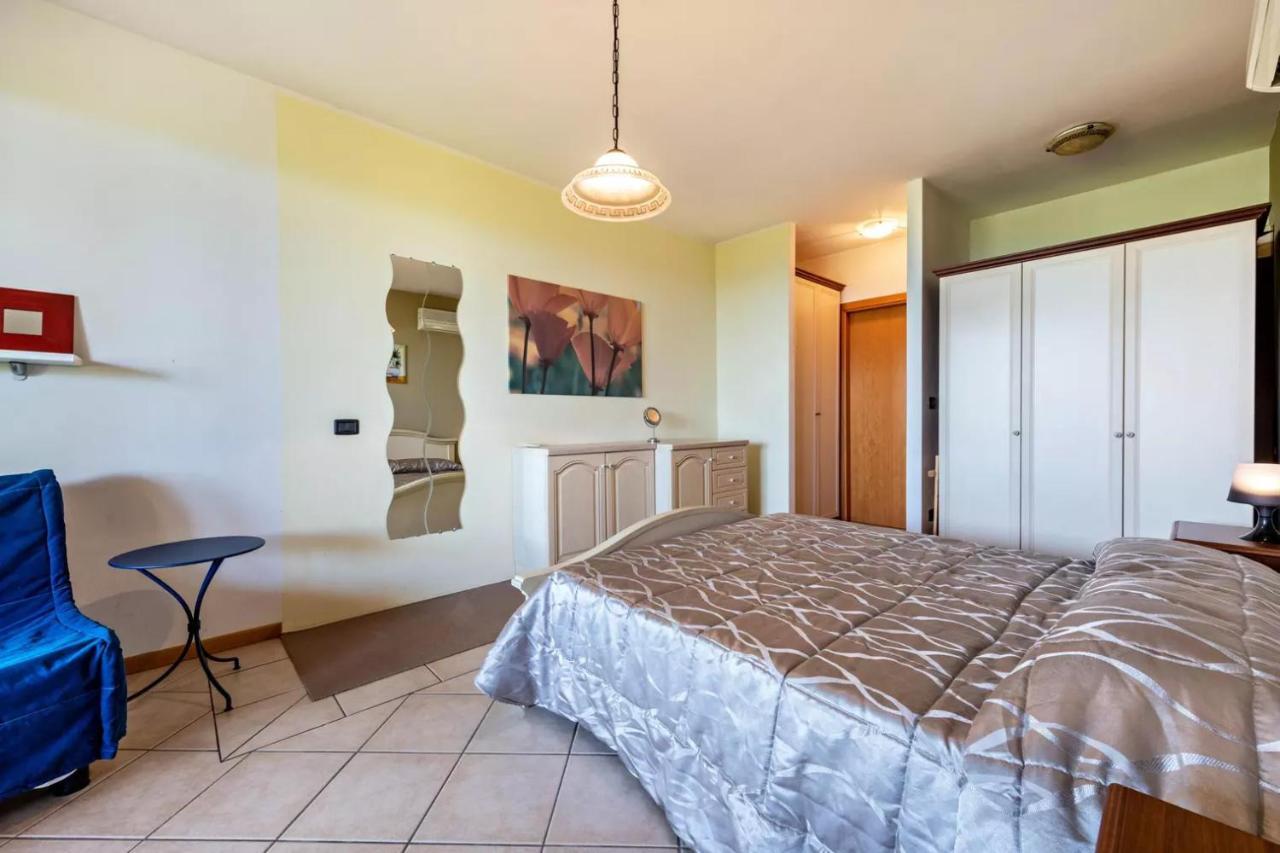 Residence Il Fiore Del Garda Manerba del Garda Kültér fotó