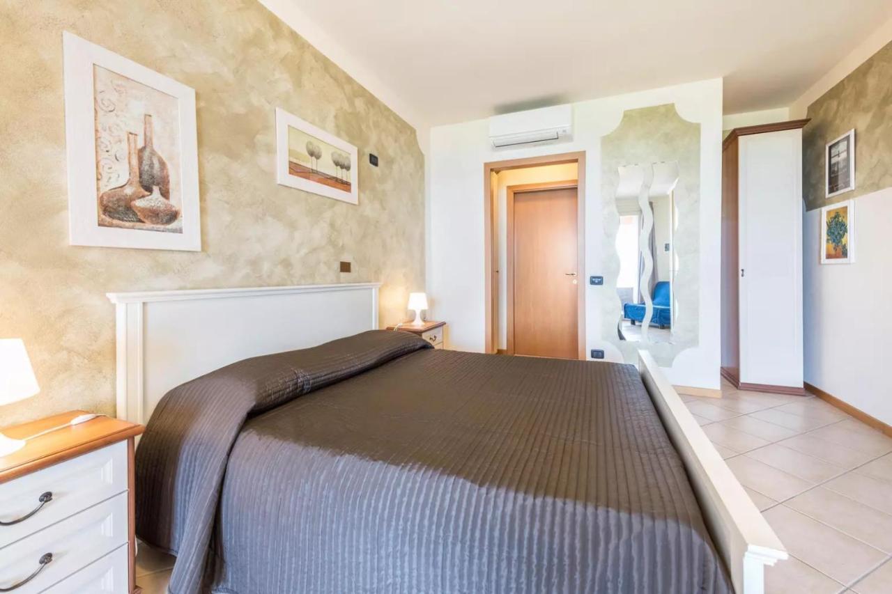 Residence Il Fiore Del Garda Manerba del Garda Kültér fotó