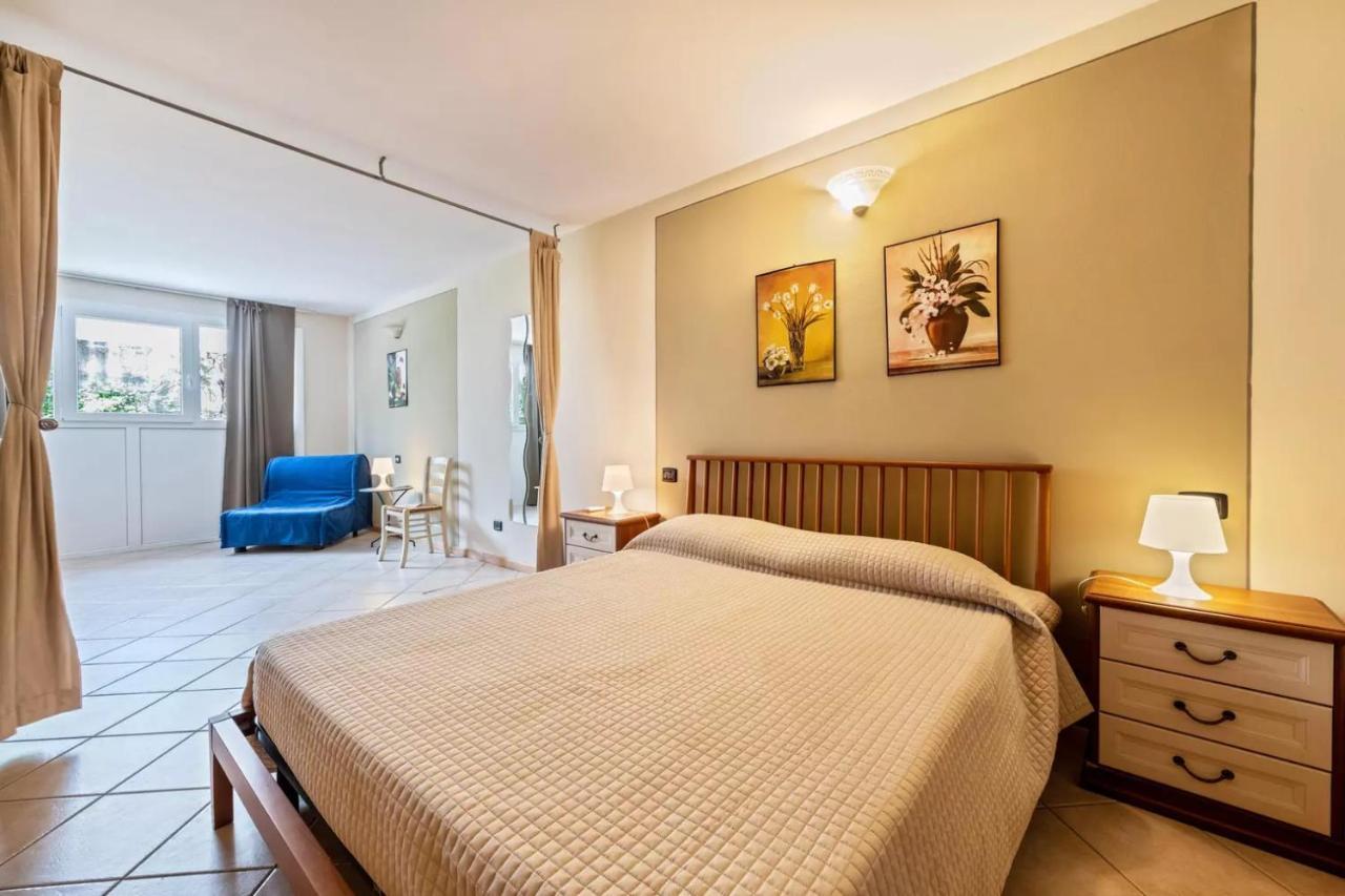 Residence Il Fiore Del Garda Manerba del Garda Kültér fotó