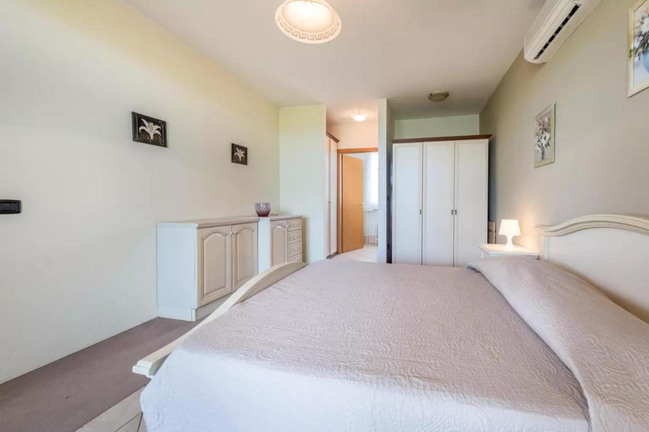Residence Il Fiore Del Garda Manerba del Garda Kültér fotó